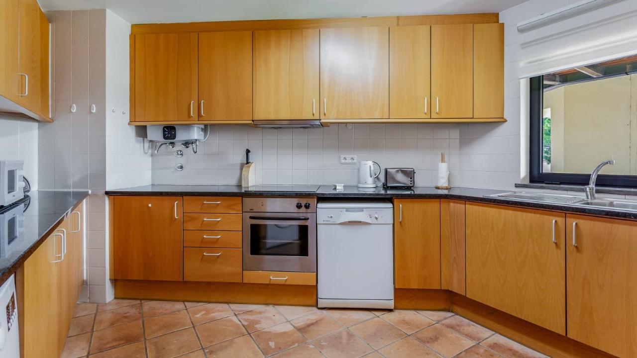 Wonderful Flat W/ Big Patio By Lovelystay Lagos Exterior photo